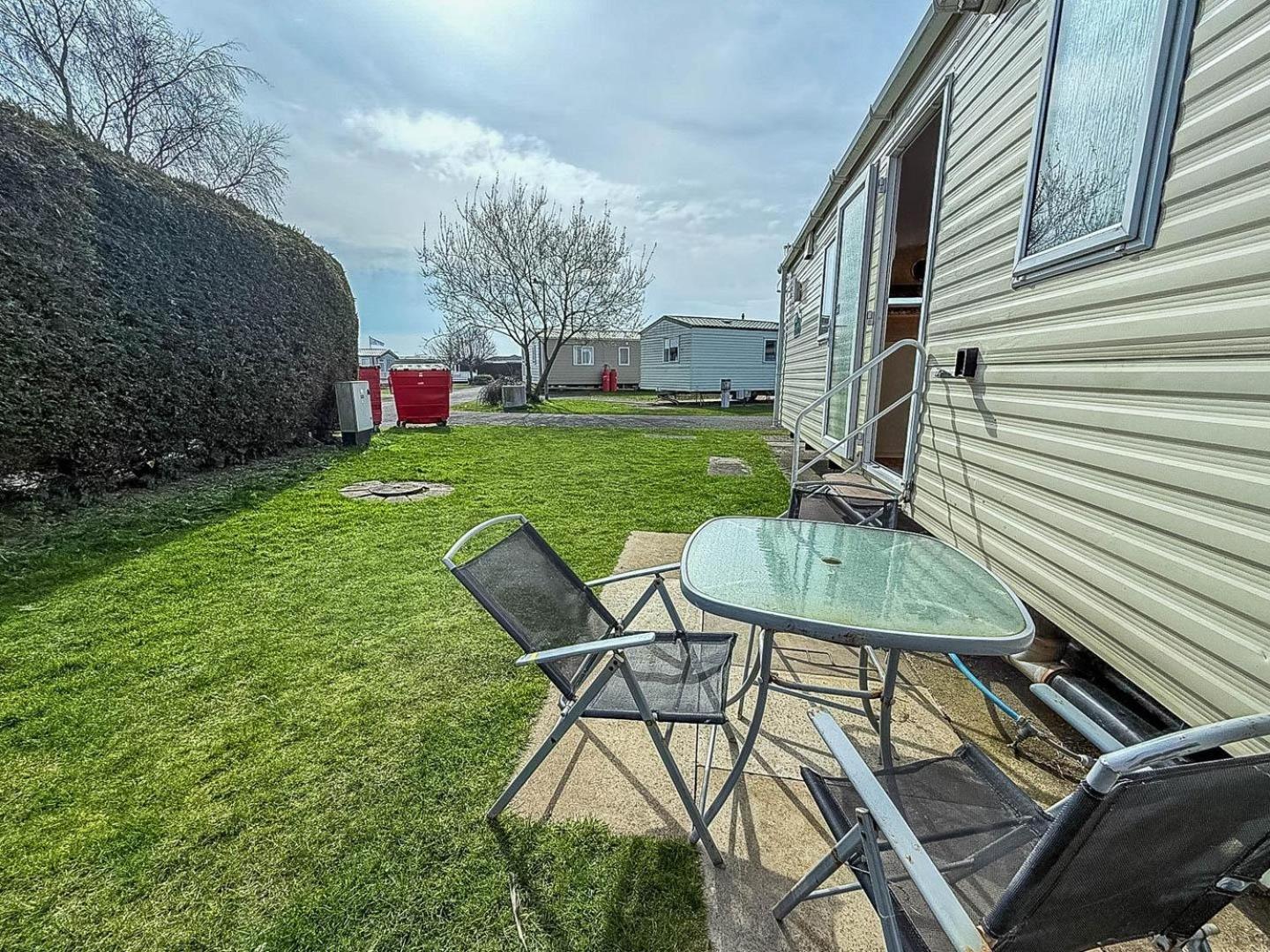 Spacious 8 Berth Caravan At Southview Holiday Park Near Skegness Ref 33018Ml Exteriér fotografie